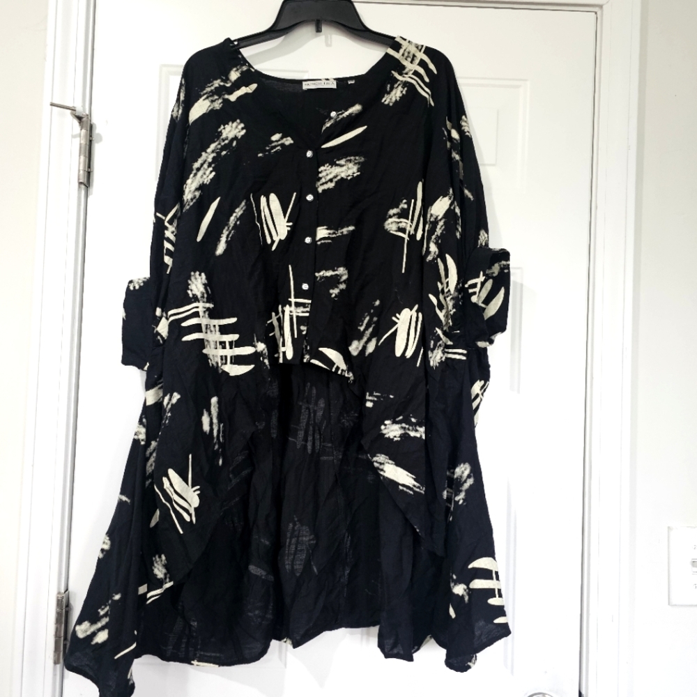 Patrizia Luca Black and White Abstract Women's Top Lagon Size 0/S{Extra Small} - Picture 2 of 11